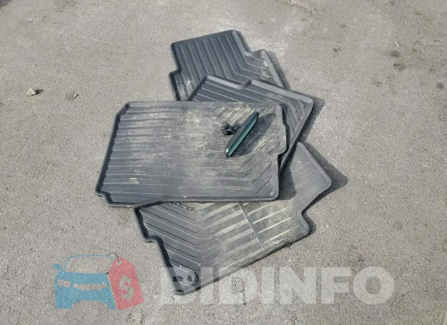 1HGCR2F75EA270265 Photo# 12