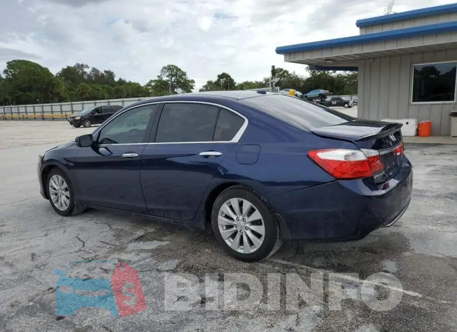 1HGCR2F85EA152161 Photo# 2