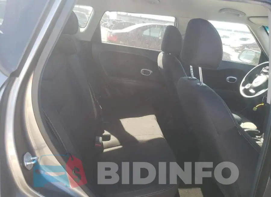 KNDJN2A2XH7424614 Photo# 10
