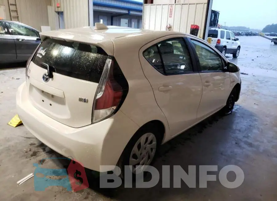 JTDKDTB36G1132495 Photo# 3