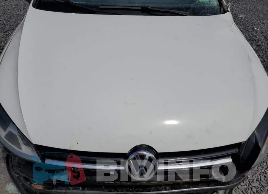 3VW117AU2HM073811 Photo# 11