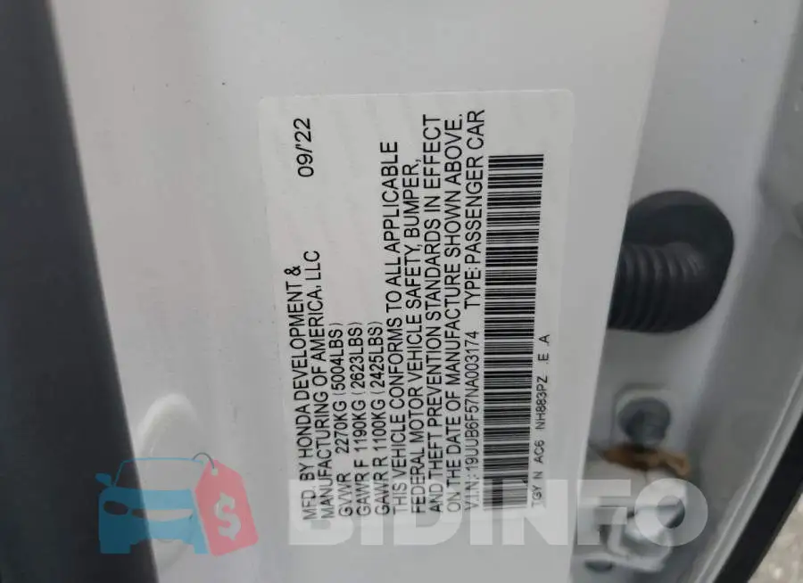 19UUB6F57NA003174 Photo# 12