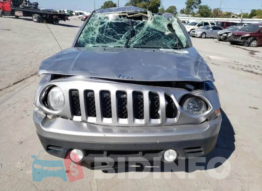 1C4NJPBB6HD166893 Photo# 5