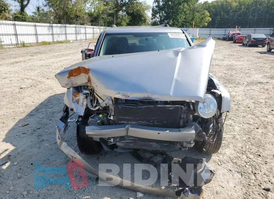 1C4NJPFA2HD187533 Photo# 5