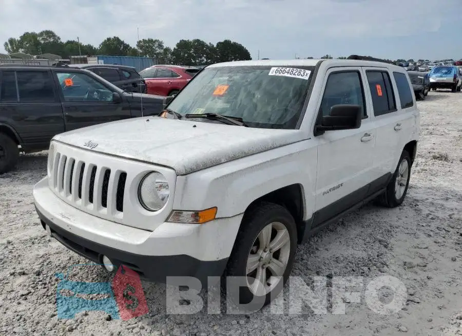 1C4NJPFB4FD157200 Photo# 1