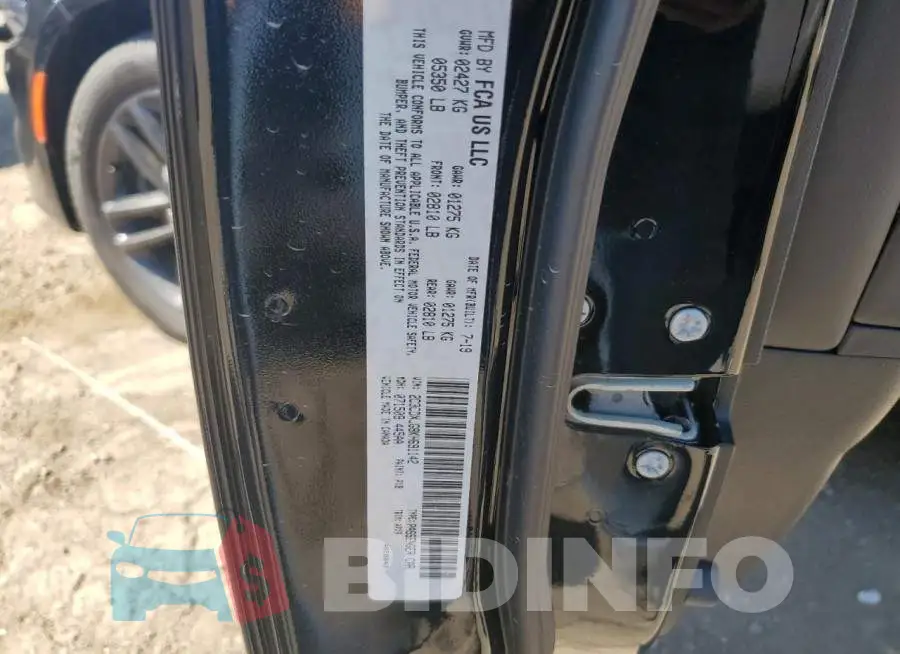 2C3CDXJG8KH691142 Photo# 12