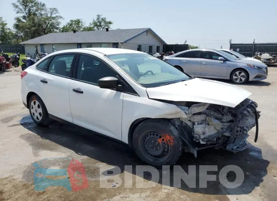 1FADP3E26HL274893 Photo# 4