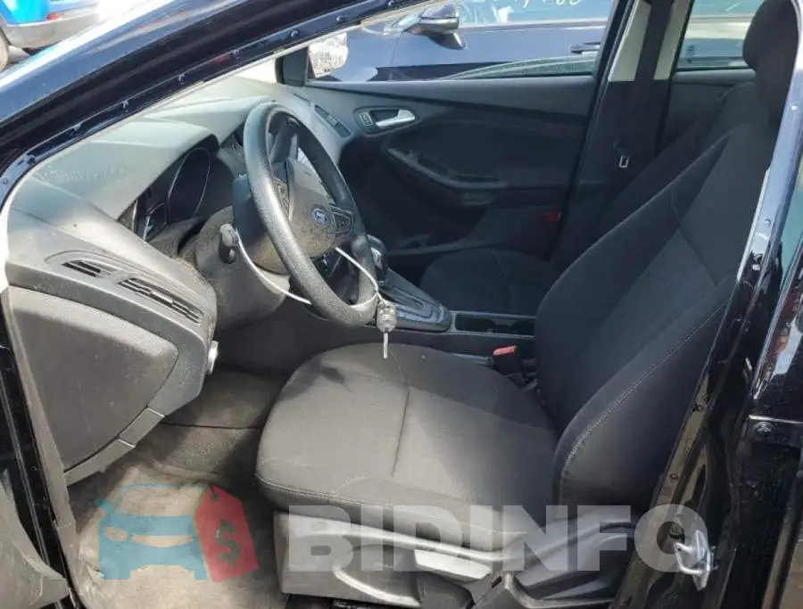 1FADP3F20JL288521 Photo# 7