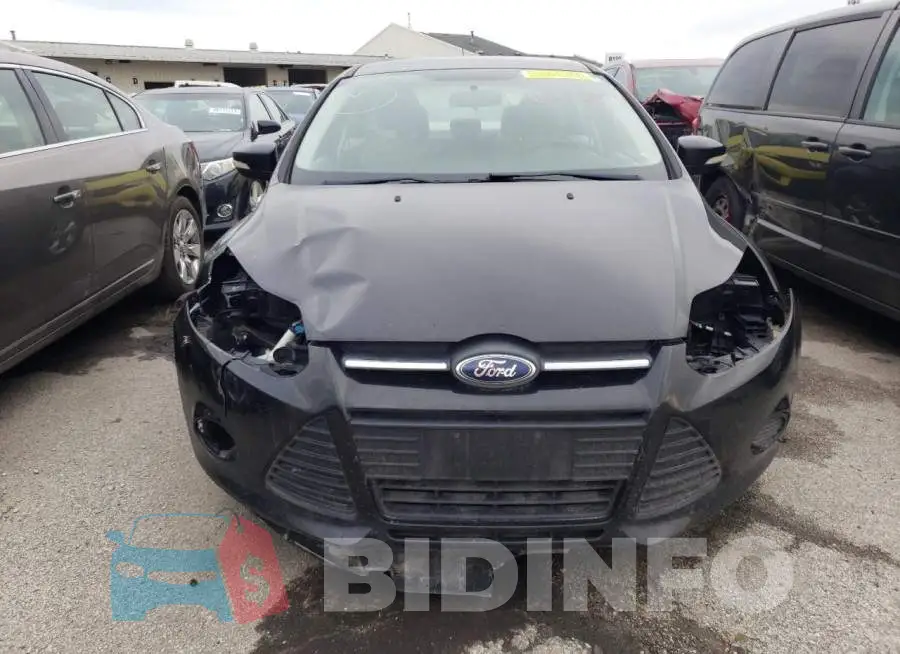 1FADP3F24EL272747 Photo# 5