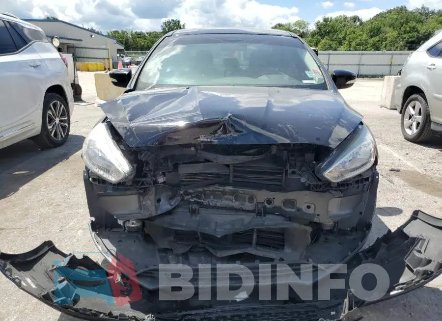 1FADP3F28HL326703 Photo# 5