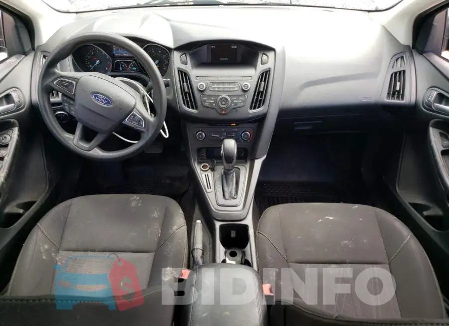 1FADP3F2XJL320410 Photo# 8