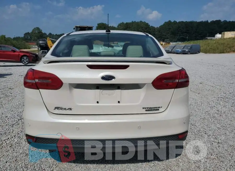 1FADP3J2XGL215267 Photo# 6