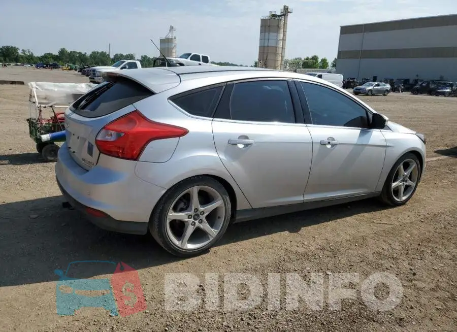 1FADP3N21EL117803 Photo# 3