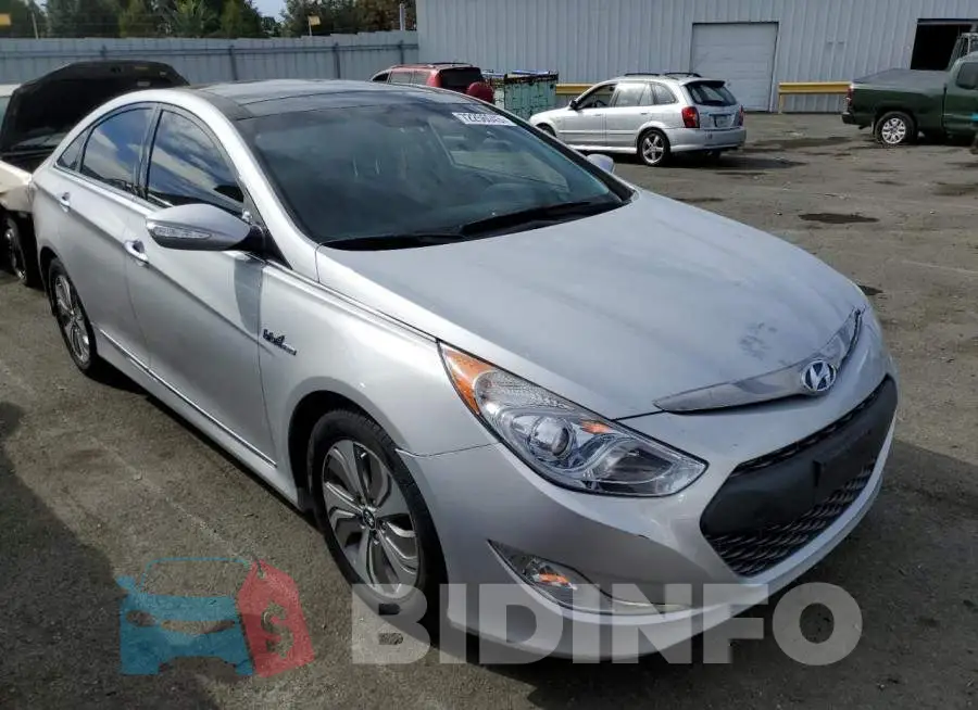 KMHEC4A46FA136136 Photo# 4