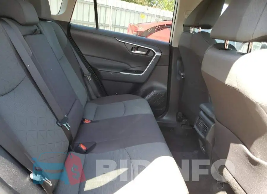 2T3P1RFV7PW369267 Photo# 11