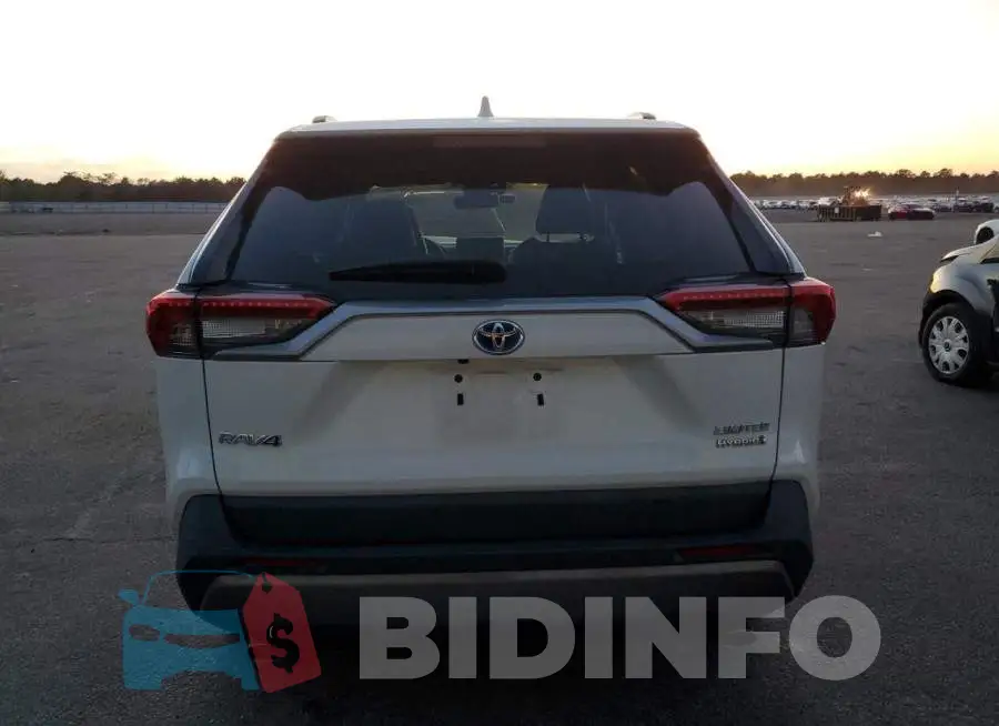 4T3D6RFV2MU019447 Photo# 6