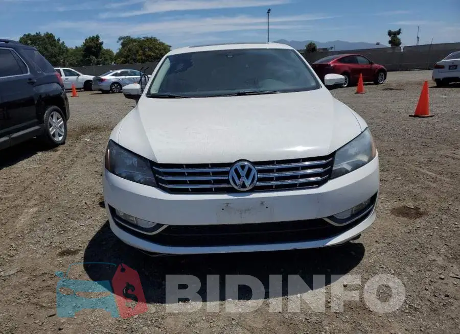 1VWBN7A34EC067313 Photo# 5