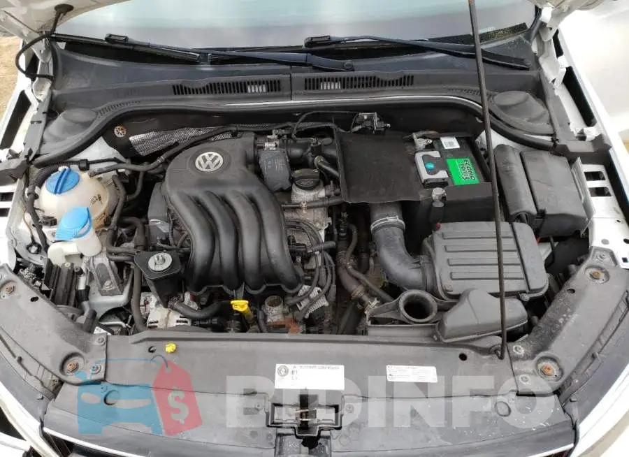 3VW2K7AJ2FM214316 Photo# 11