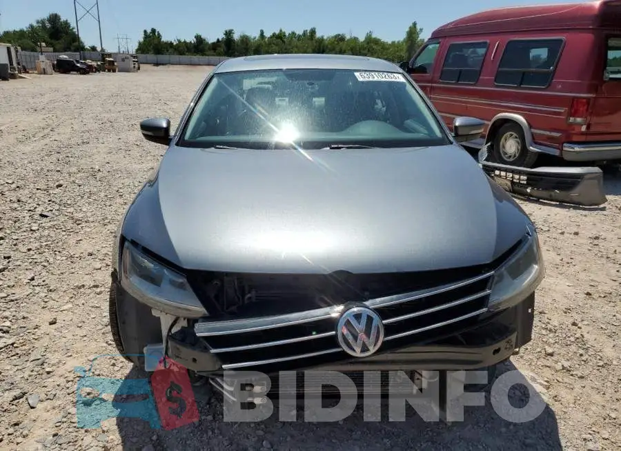 3VWDB7AJ8HM392842 Photo# 5