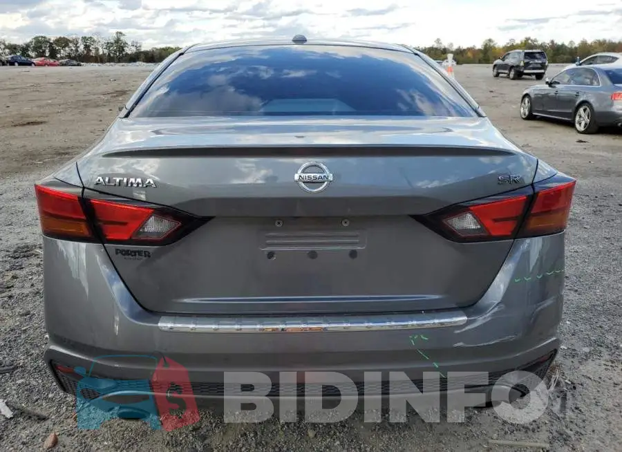 1N4BL4CV9KC156804 Photo# 6