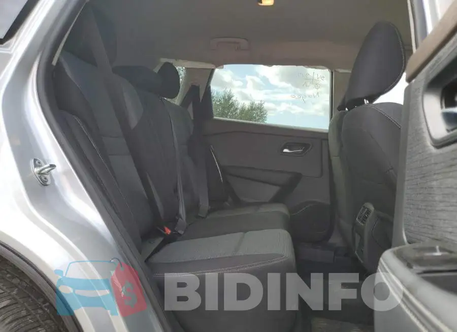 5N1BT3BA2PC852586 Photo# 11