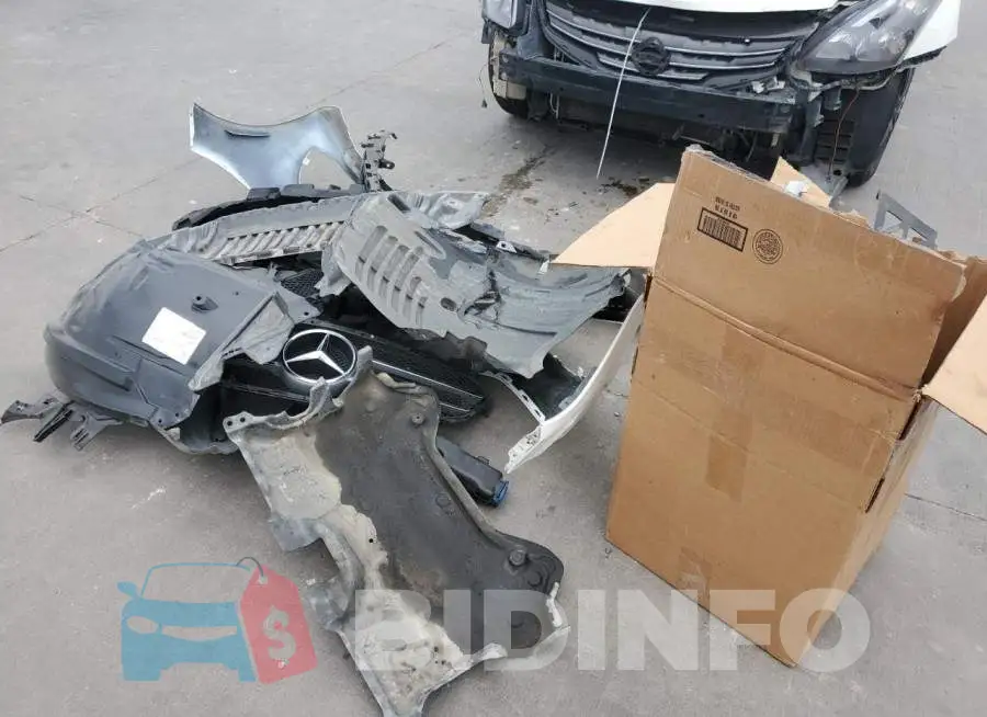 WDDHF5KB8EA819519 Photo# 12