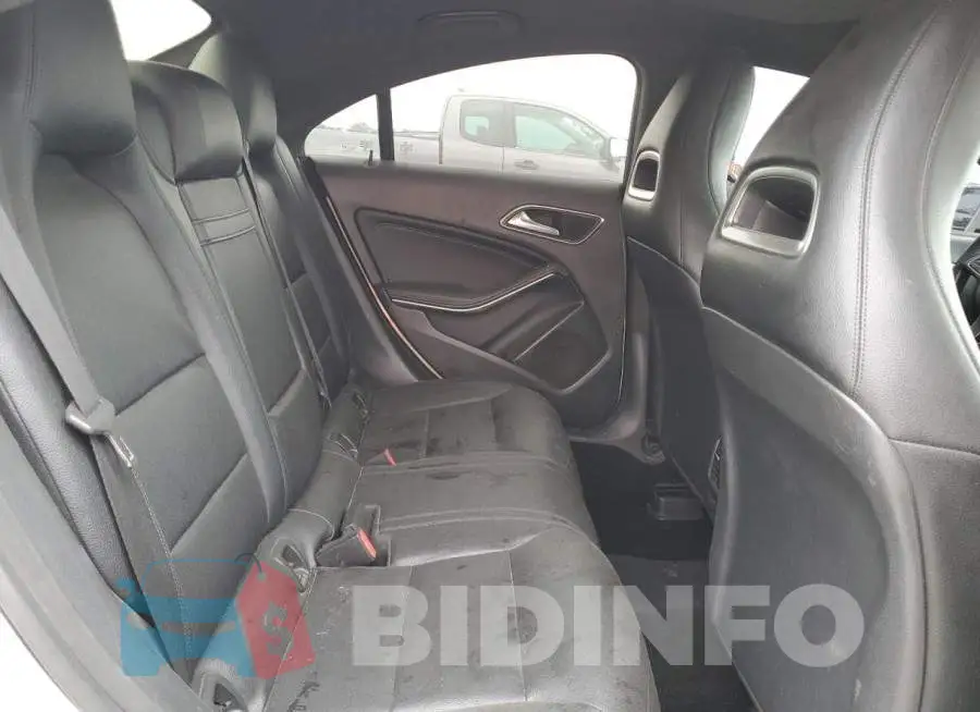 WDDSJ4EB2FN245164 Photo# 10