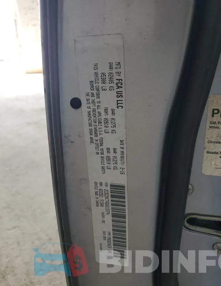 2C3CDXCT4GH215374 Photo# 12
