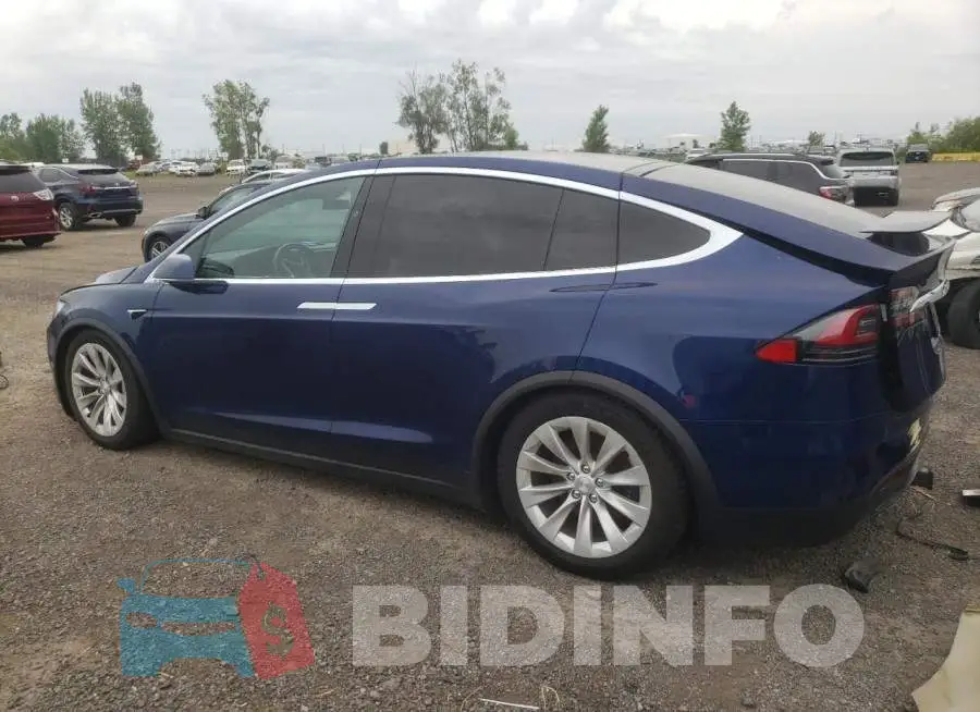 5YJXCBE21HF076433 Photo# 2