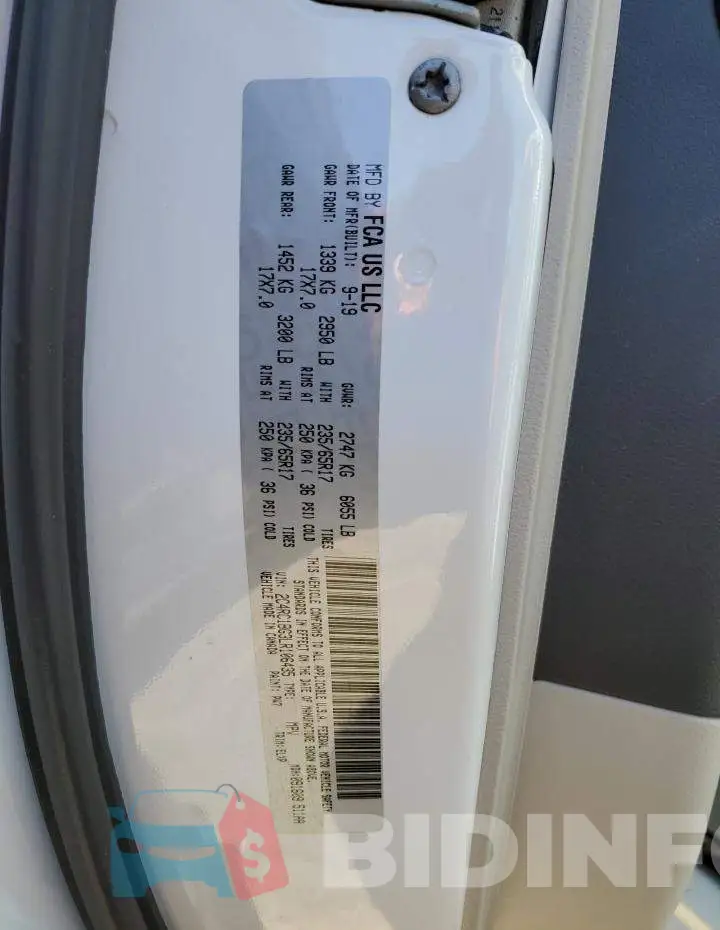 2C4RC1BG3LR106435 Photo# 13