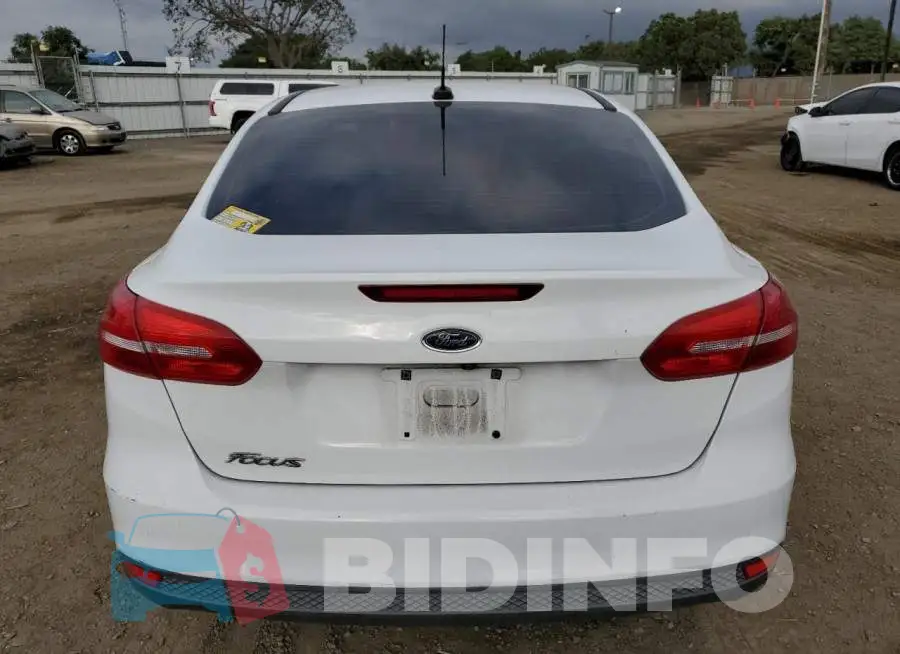 1FADP3E28HL333474 Photo# 6