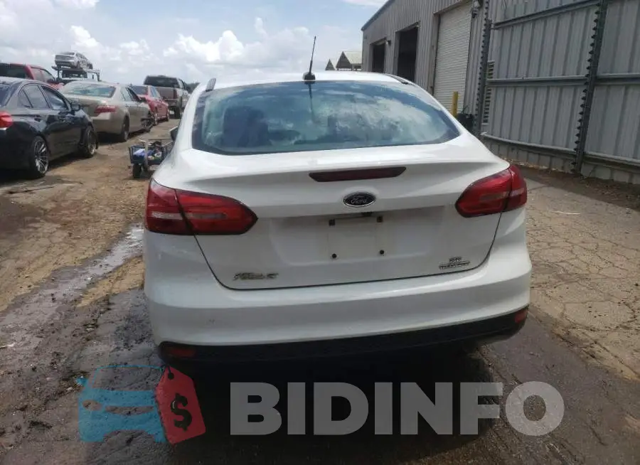 1FADP3F27GL249269 Photo# 6