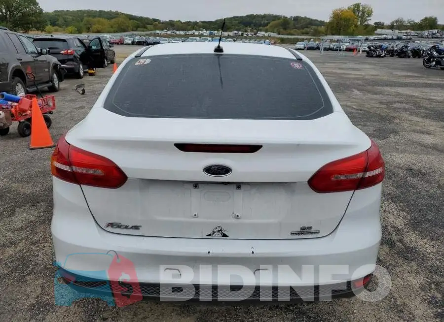 1FADP3F2XFL350031 Photo# 6