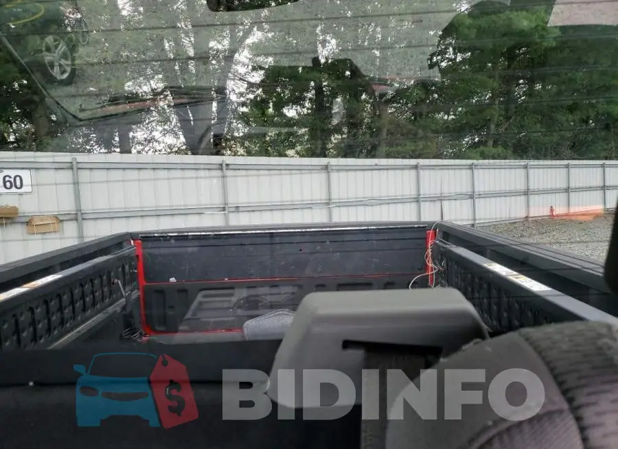1FTMF1EP3FKD74014 Photo# 10
