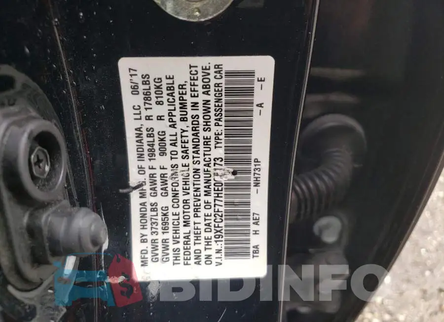 19XFC2F77HE065173 Photo# 13