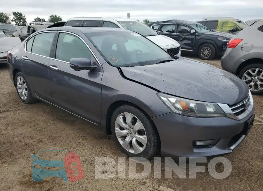 1HGCR2F88EA302084 Photo# 4