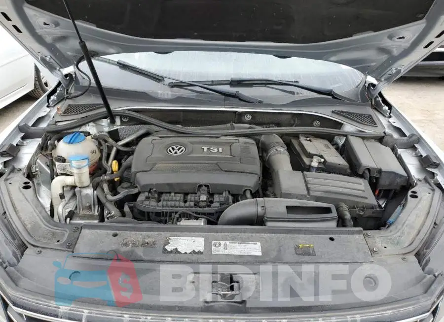 1VWDT7A37HC027441 Photo# 11