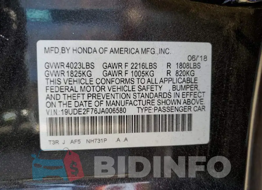 19UDE2F76JA006580 Photo# 12