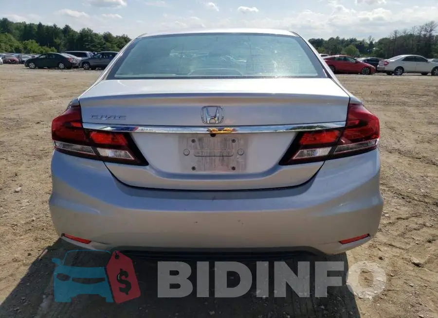 19XFB2F57FE245882 Photo# 6