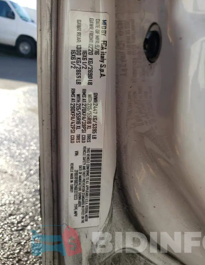 ZFBERFBB2H6E07023 Photo# 13