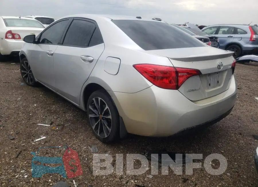 2T1BURHE1JC100410 Photo# 2