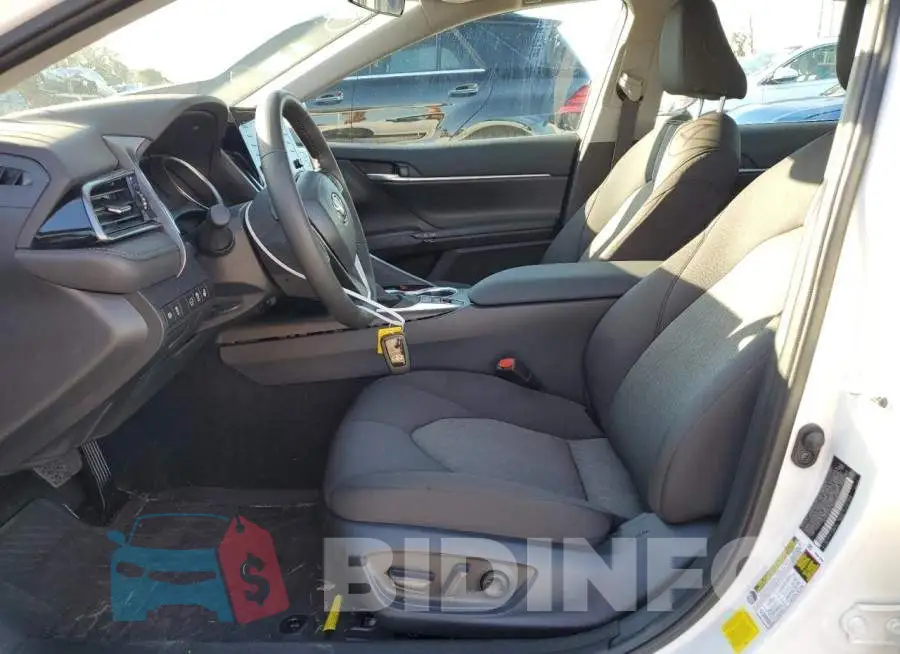 4T1C31AK1PU058689 Photo# 7