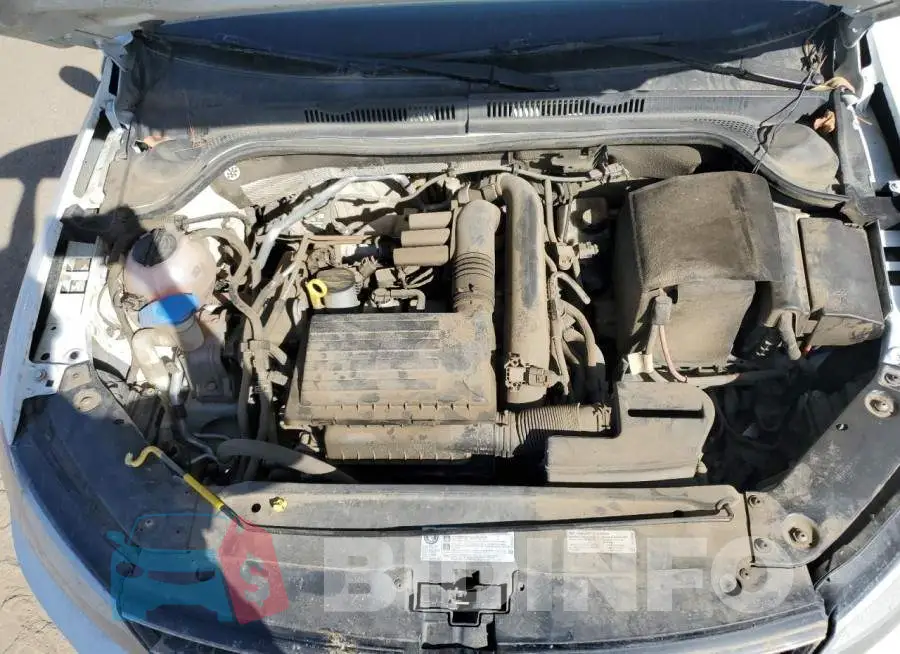 3VW167AJ2HM277810 Photo# 11