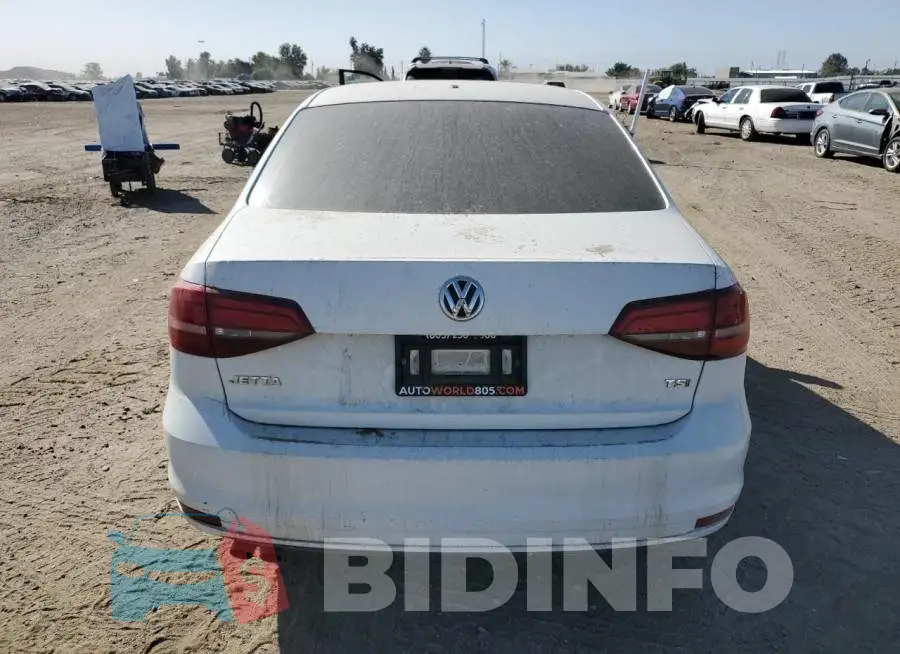 3VW167AJ2HM277810 Photo# 6