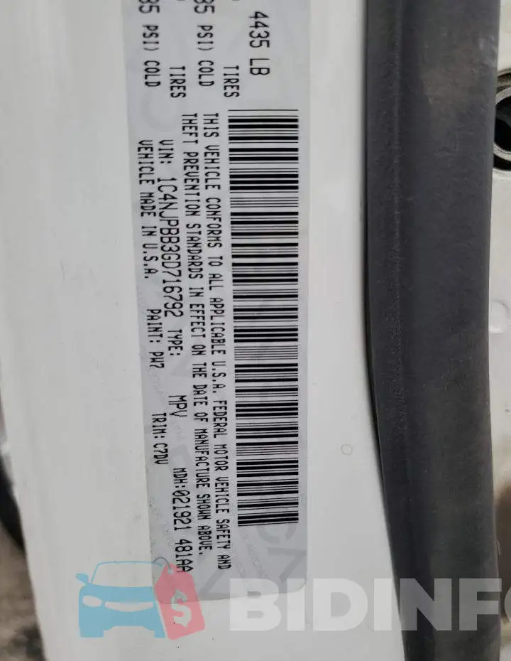 1C4NJPBB3GD716792 Photo# 12