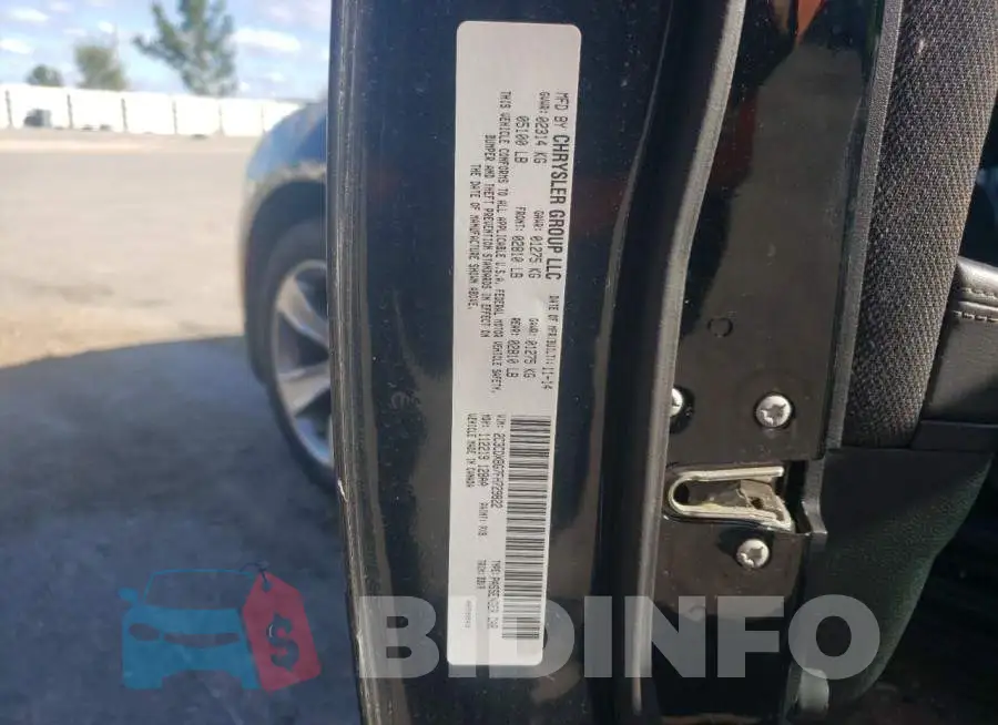 2C3CDXBG7FH729822 Photo# 12
