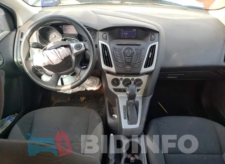 1FADP3F27EL347392 Photo# 8