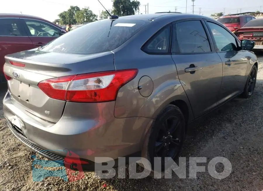 1FADP3F27EL350714 Photo# 3