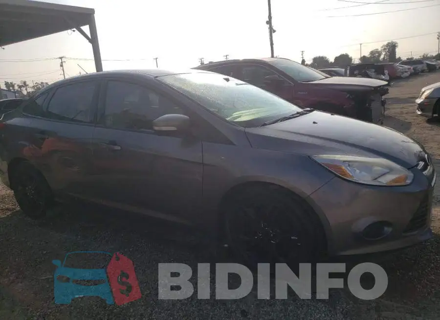 1FADP3F27EL350714 Photo# 4