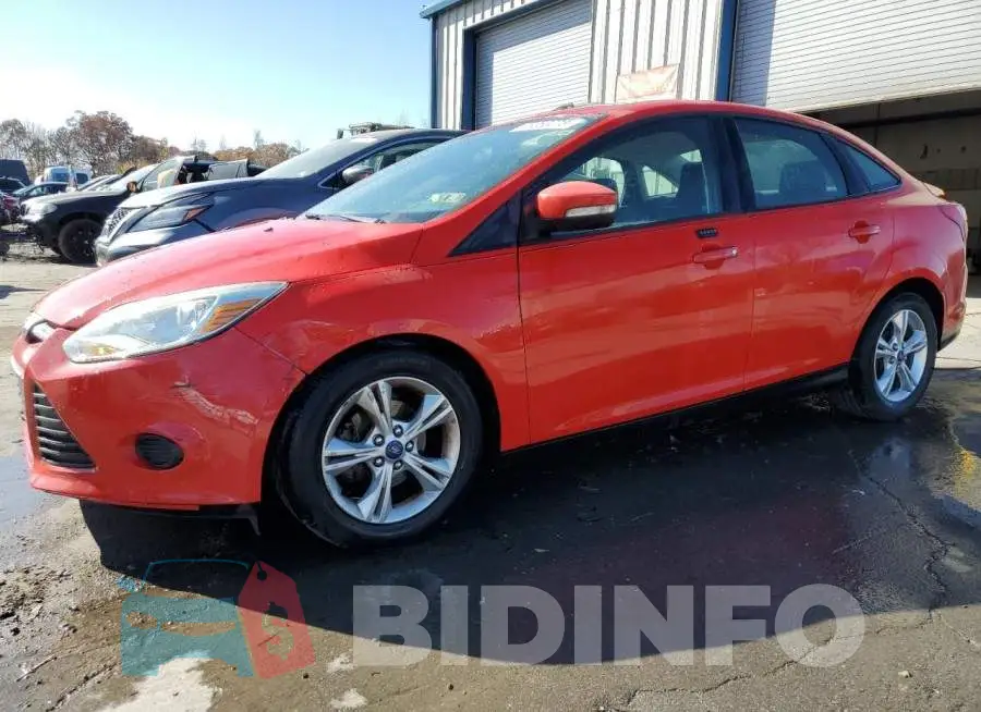 1FADP3F28EL125847 Photo# 1